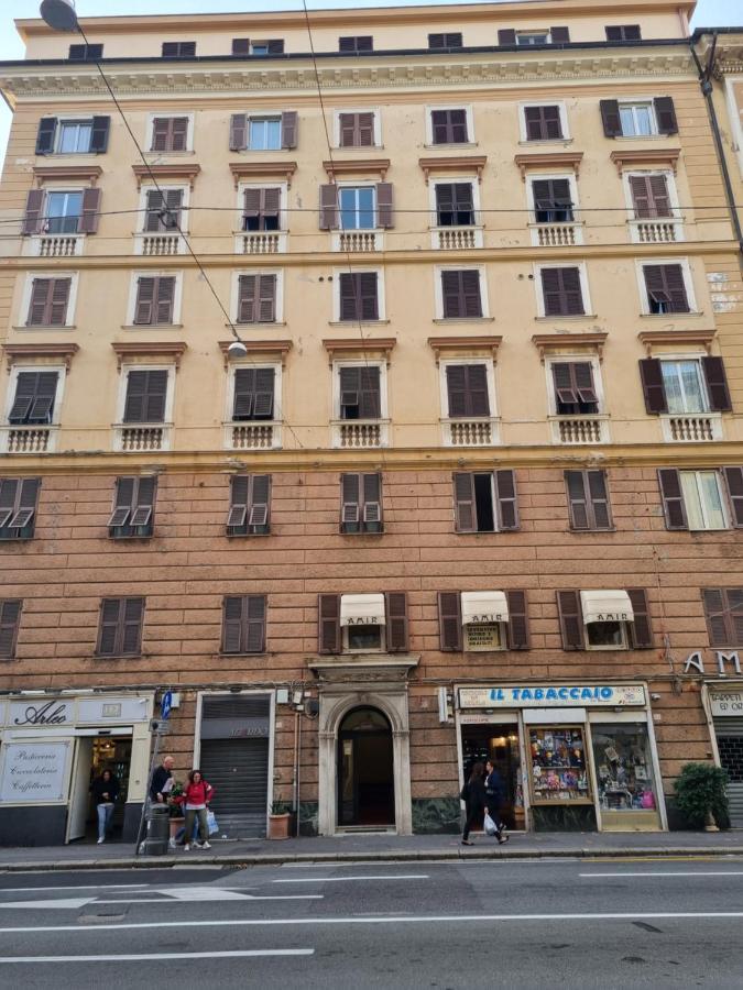 La Casa Dei Girasoli Genoa Exterior photo